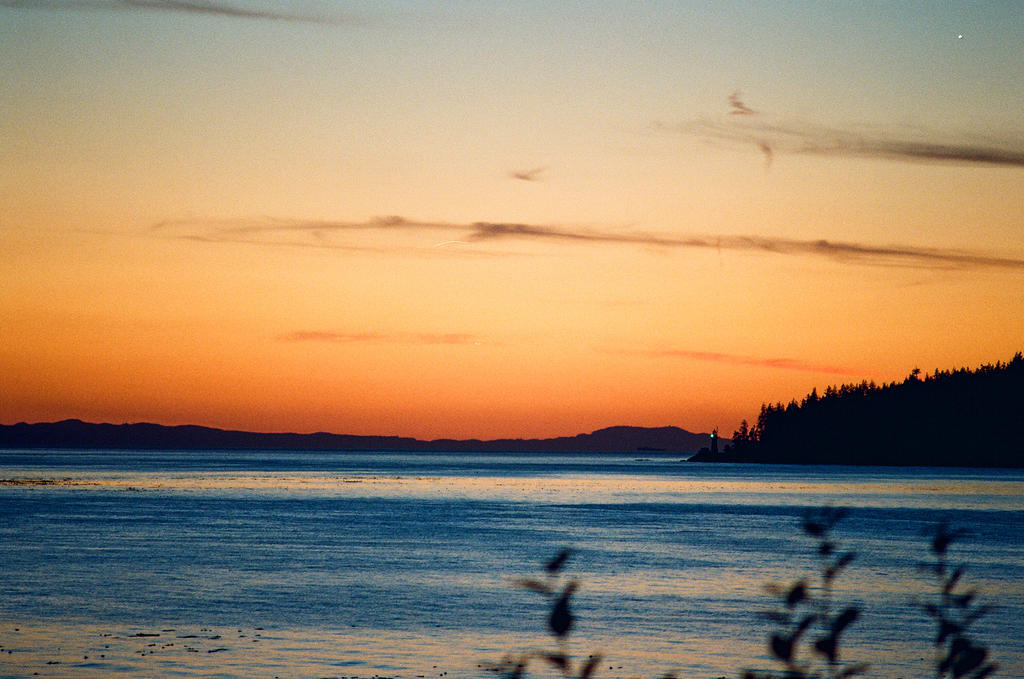 Points West Oceanfront Resort Sooke Exterior photo